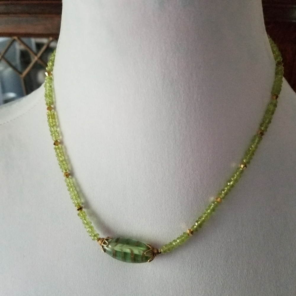 Peridot necklace gemstone bead necklace art glass gem stone handmade - Picture 11 of 16